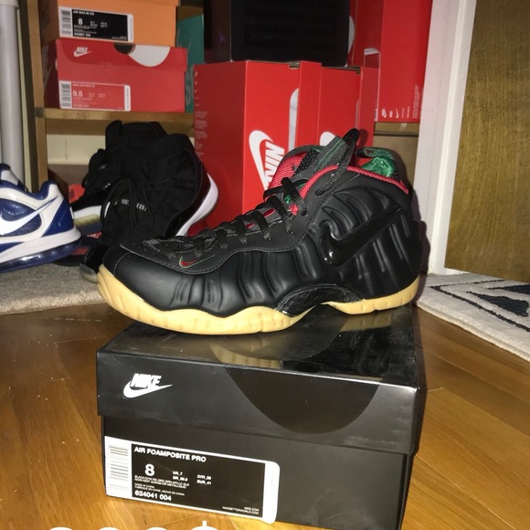 nike foamposite size 8.5